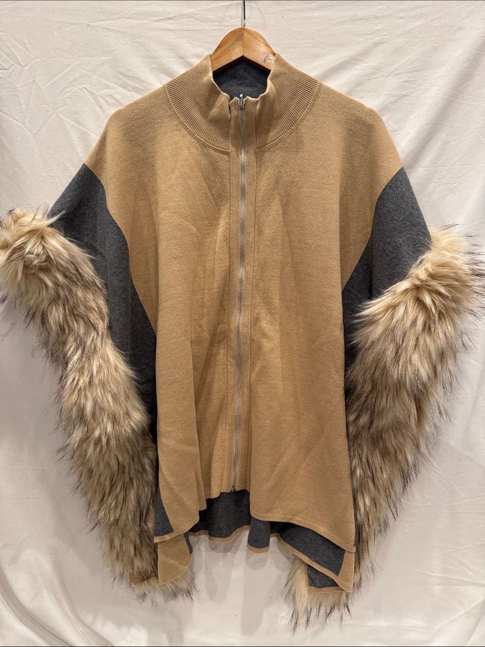 OST Tan Jacket Poncho with Removable Faux Fur Collar Cotton-Nylon Blend, XS/S